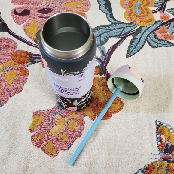 Urban Outfitters Exclusive Owala Midnight Garden - Picture 7 of 7